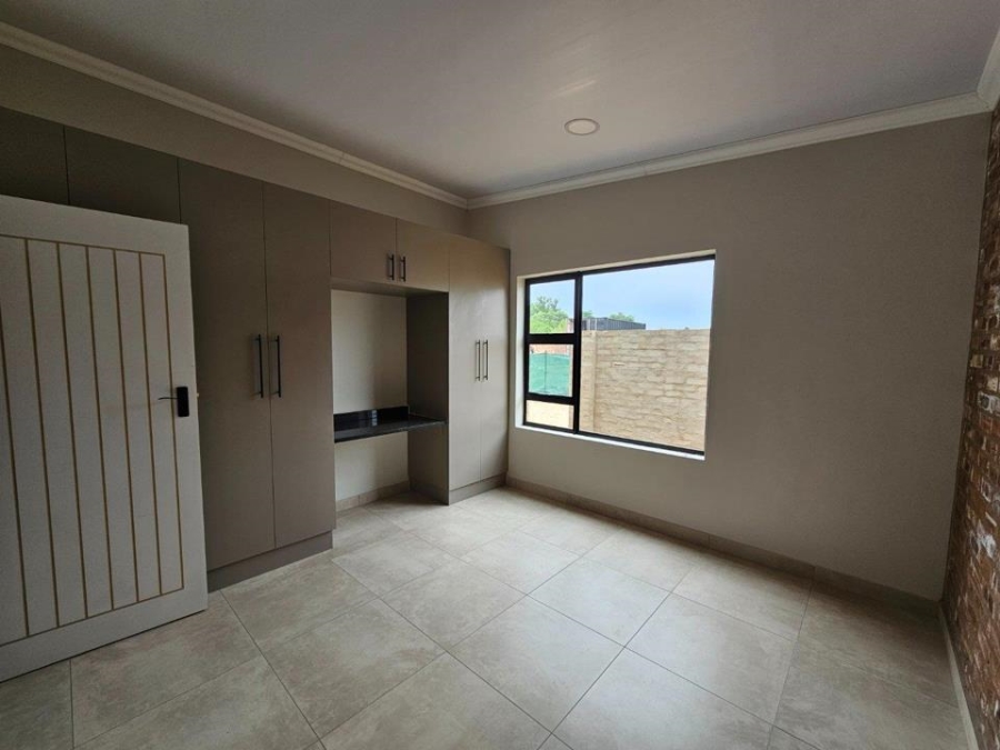 2 Bedroom Property for Sale in Waterberry Estate North West